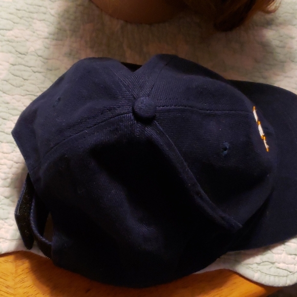 Adidas Hat - Picture 14 of 14